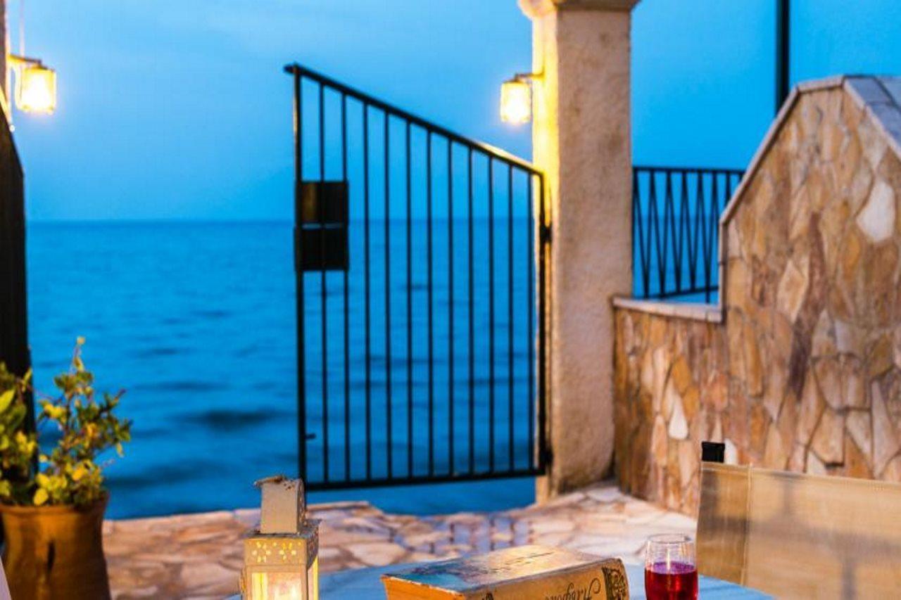 Andreolas Luxury Aparthotel 4*