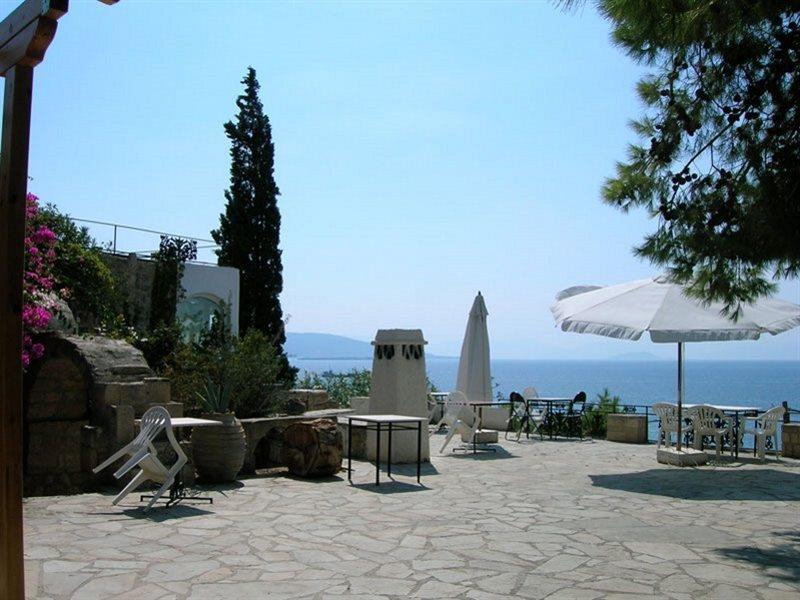 Nafsika Hotel 2*