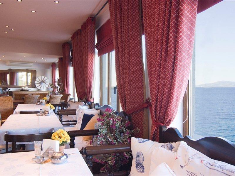 Akrotiraki Hotel