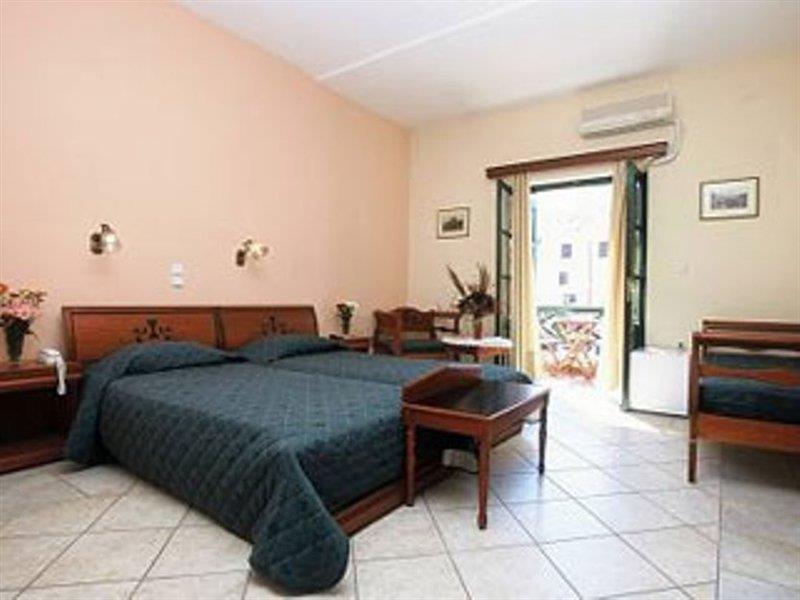 Apollon Hotel 2*