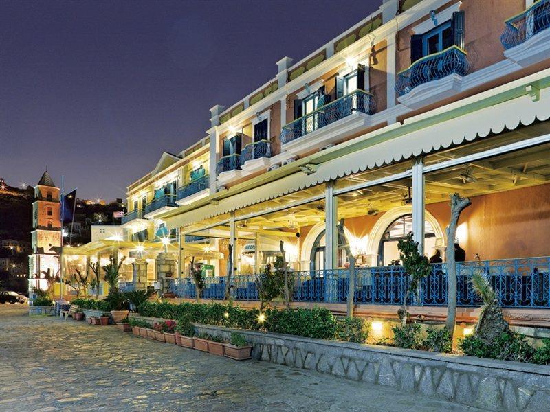 Nireus Hotel Symi
