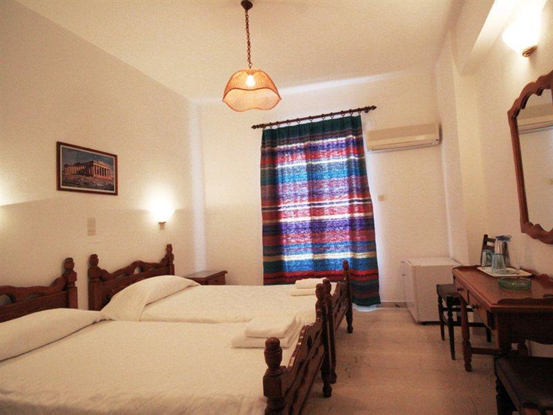 Atlantis Hotel Naousa (Paros)