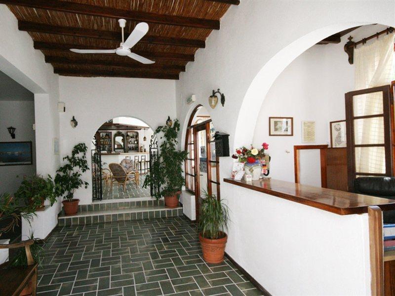Atlantis Hotel Naousa (Paros)
