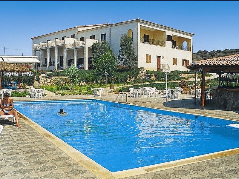 Navarone 3* Petrochori (Peloponnese)