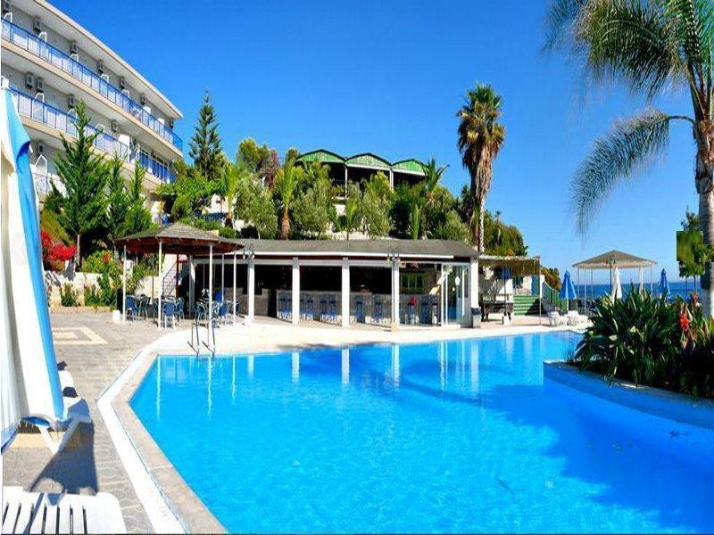 Golden Sun Hotel