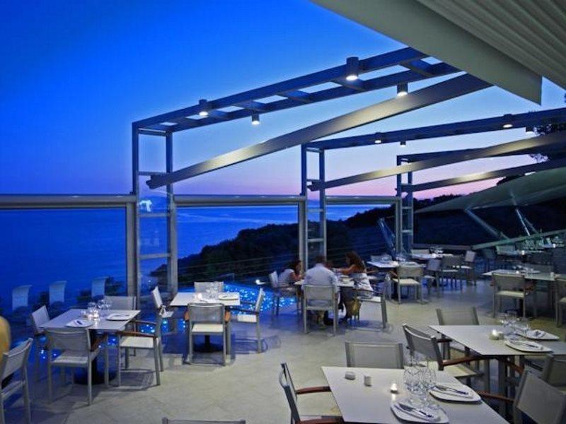 Adrina & Hotel 5*