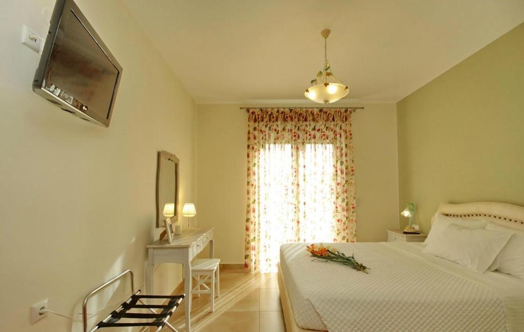 Elafonisos Resort