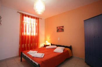 Hotel Chrissi Ammos 2*