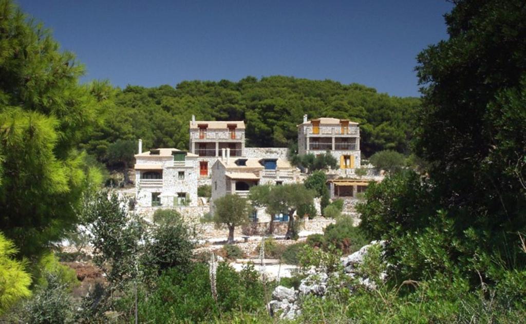 Revera Traditional Stone Villas, & Villa *