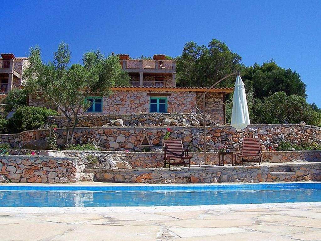 Revera Traditional Stone Villas, & Villa *