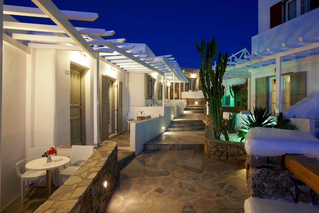 Hotel Damianos Mykonos 3*