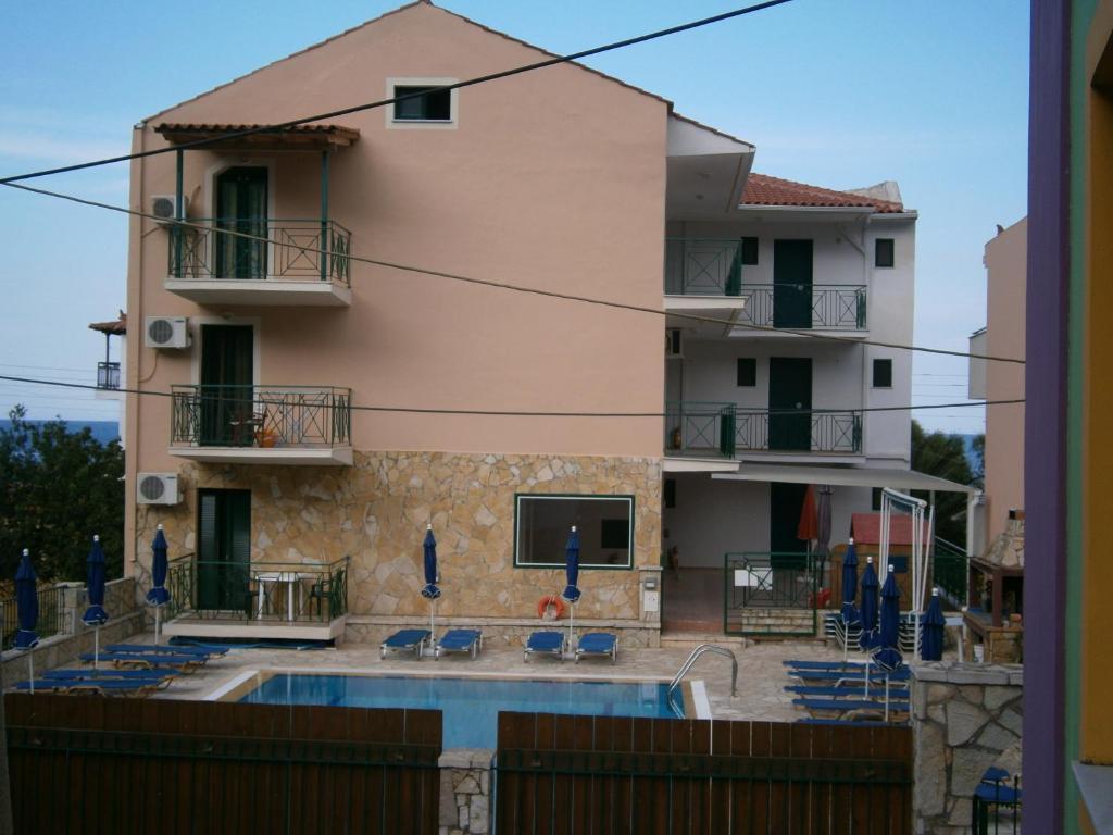 Petros Studios 2* Poros (Kefalonia)