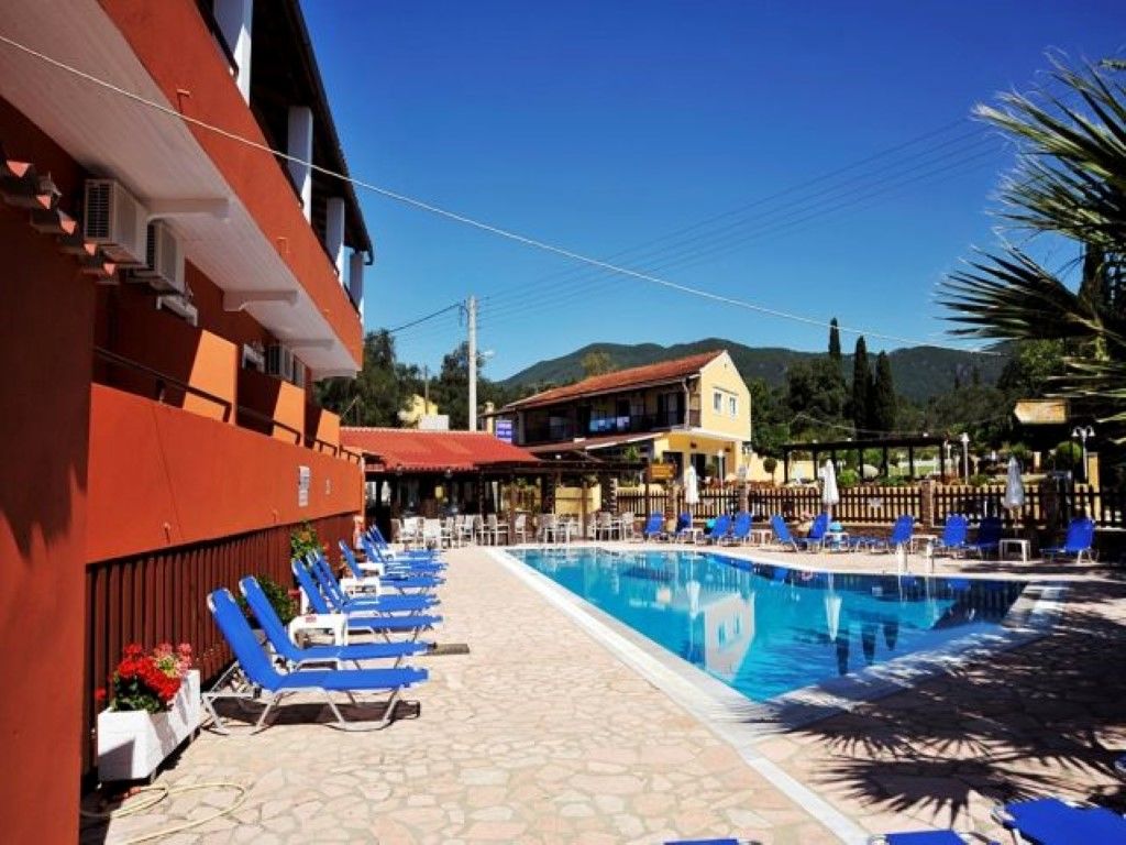 Hotel Lavrion 2*