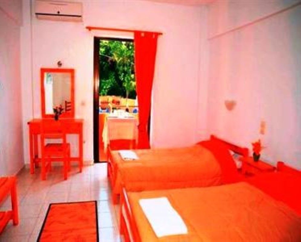 Hotel Lavrion 2*