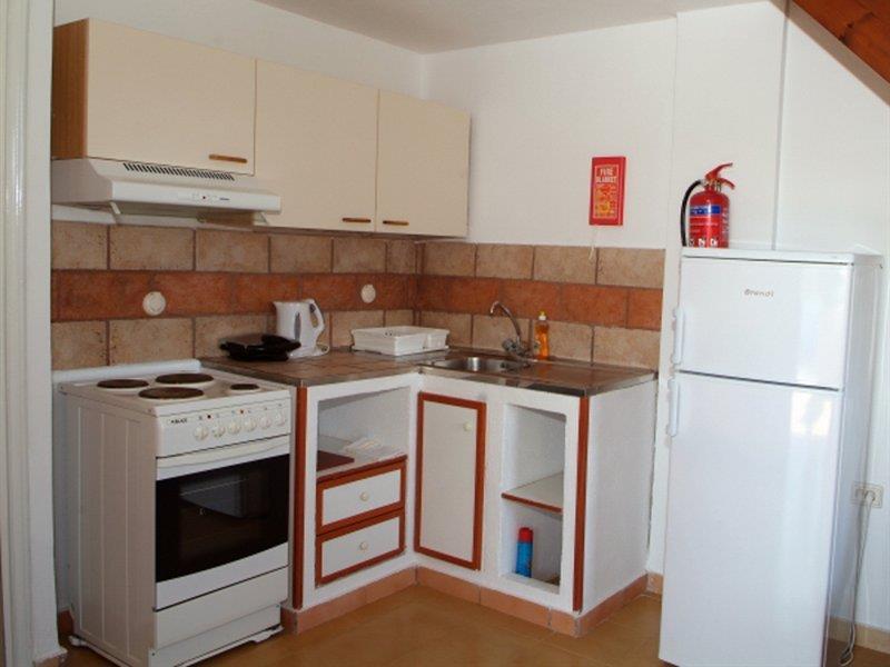Aparthotel Helion 3*