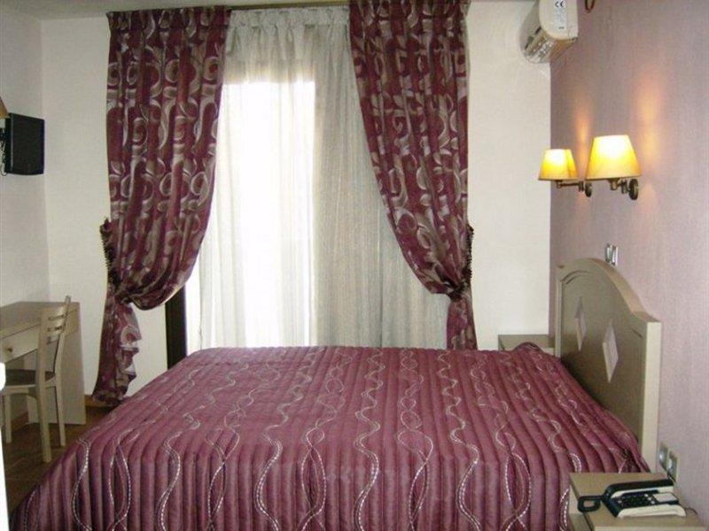 Hotel Thalassies