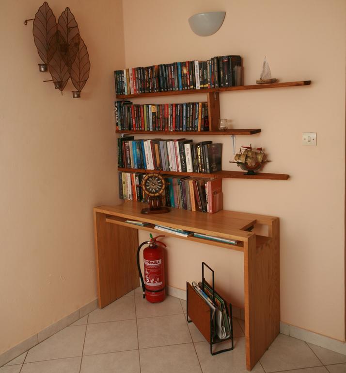 Apartment West *