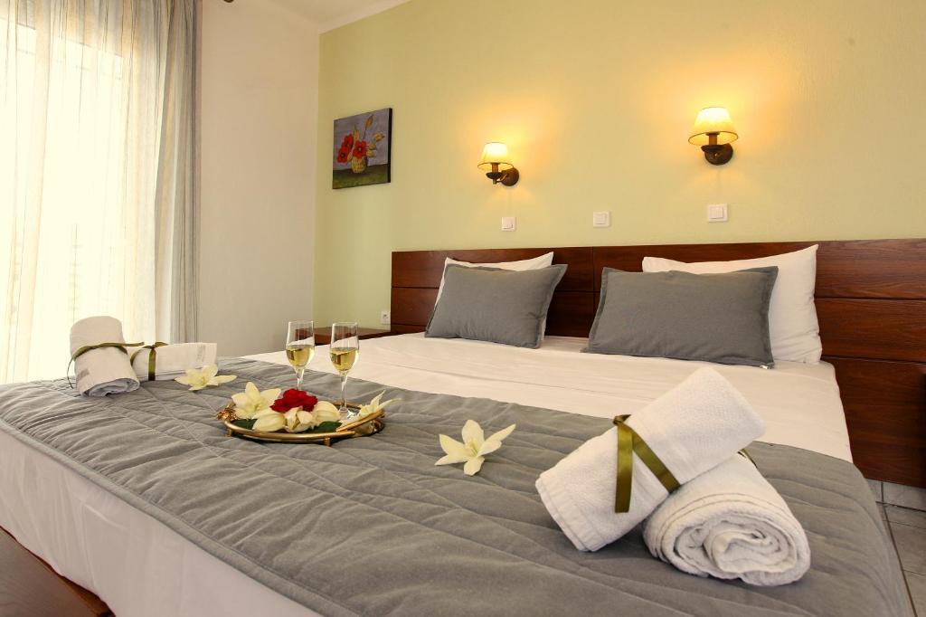 Antigone Aparthotel