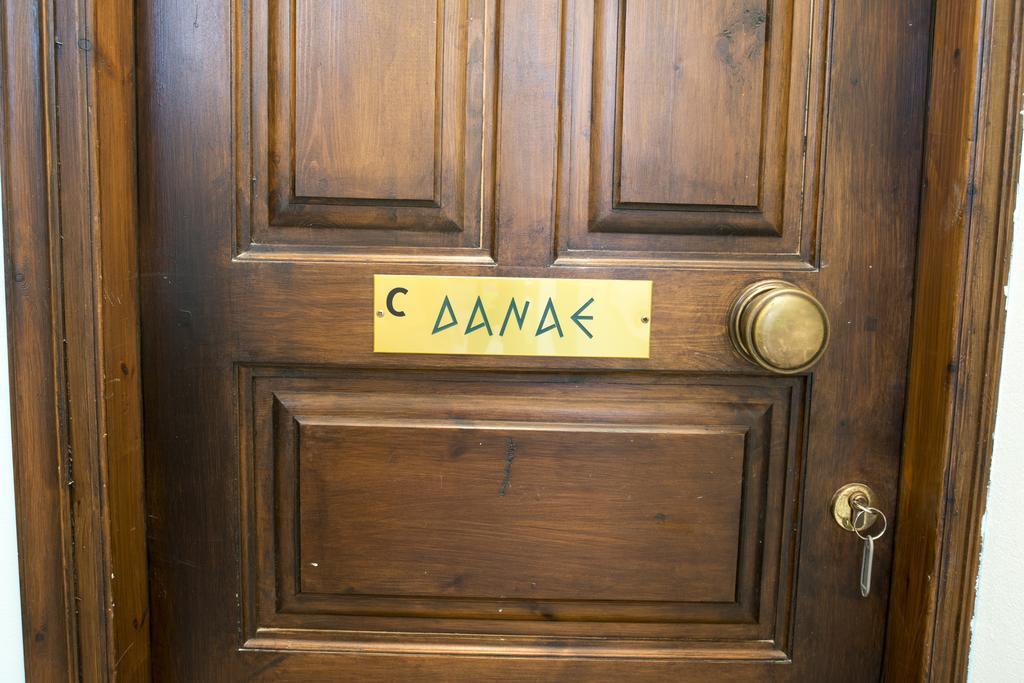 Apartment Leandros *