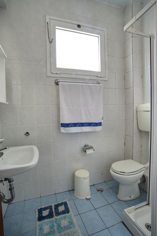 Apartment Leandros *