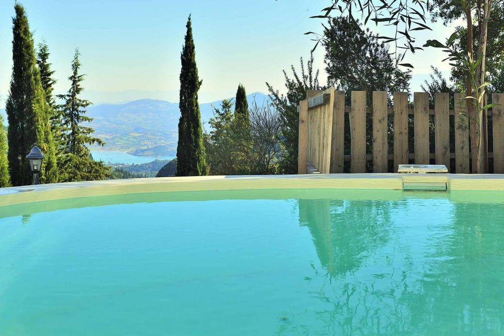 Villa Mounty Island