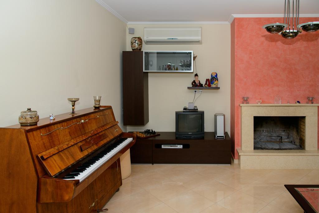 Holiday home Athenian Spiti