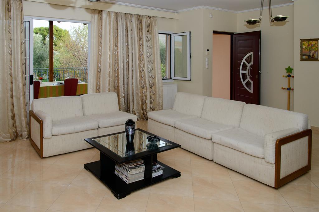 Holiday home Athenian Spiti *