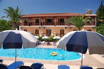 Aparthotel Lazaros Hotel Resort 3*