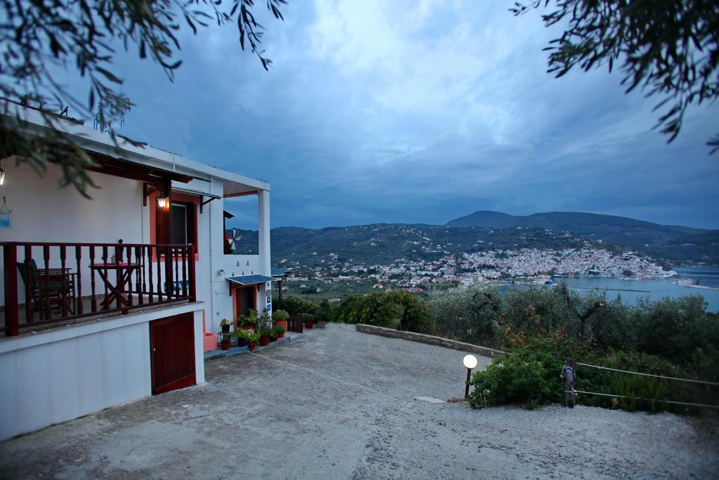 Irene' S Paradise Skopelos Town