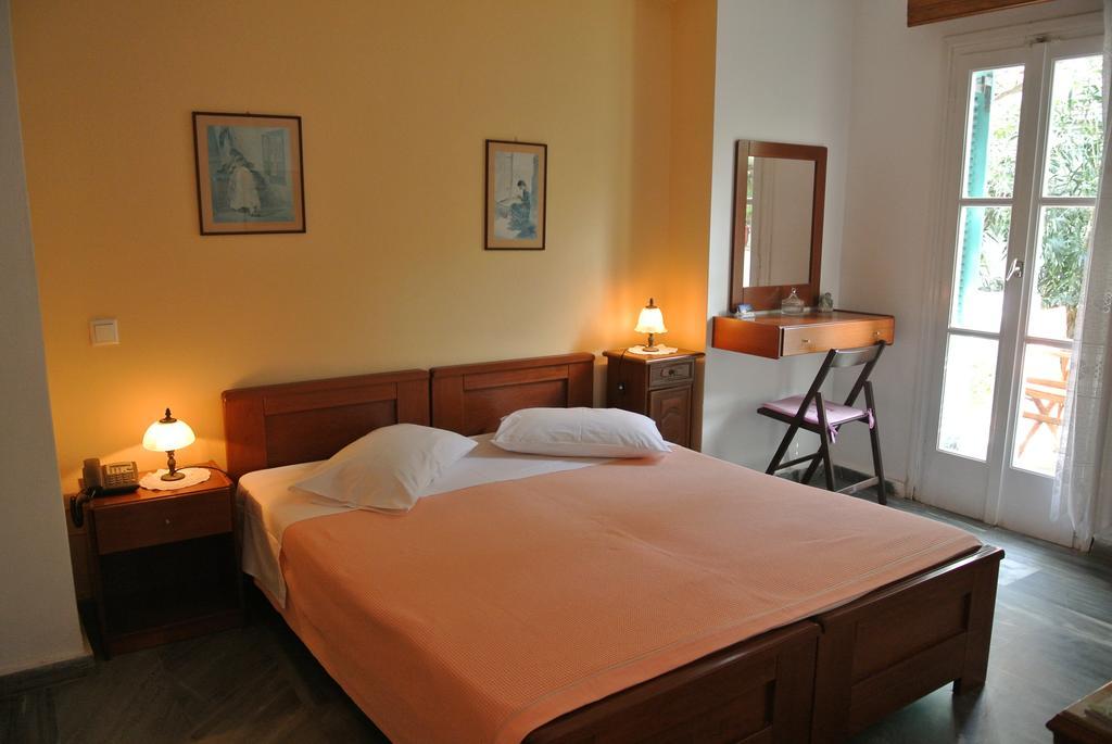 Aparthotel Meltemi Batsi (Andros)
