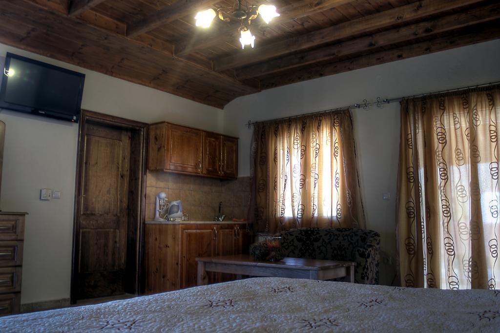 Guest house Toula *