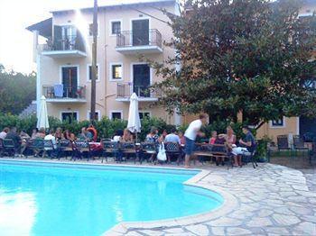 Charietta & Dassia (Corfu)