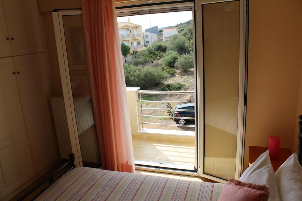 Helen's Sounio