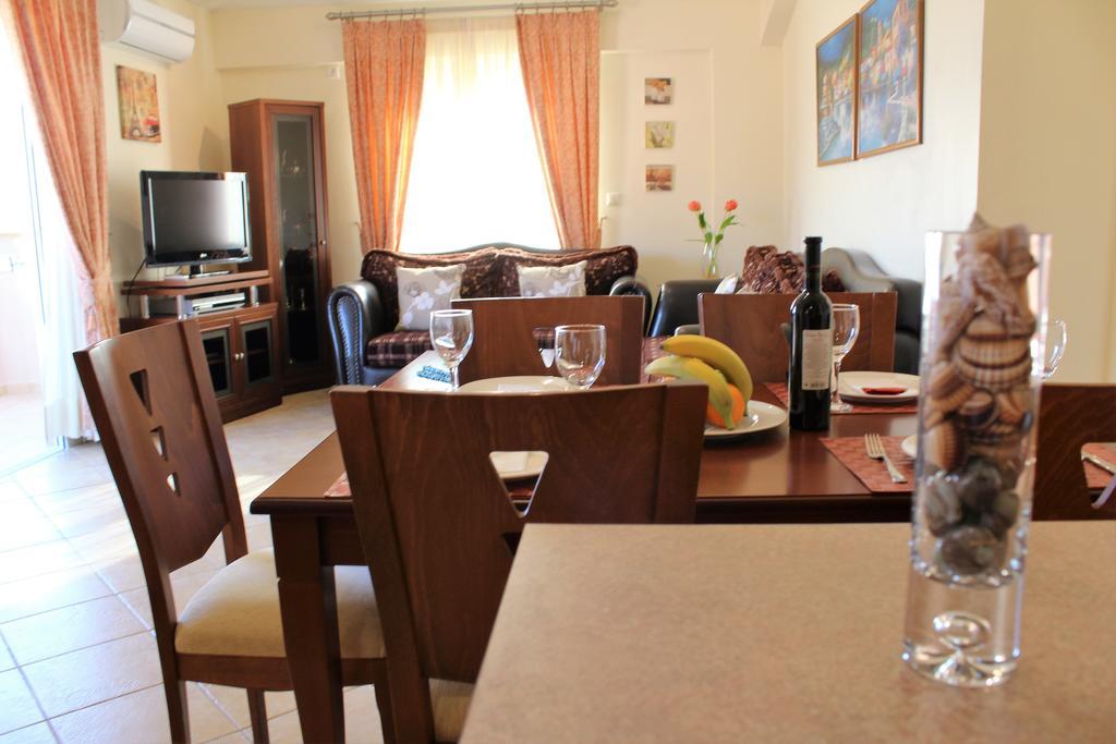Apartment Helen's Sounio