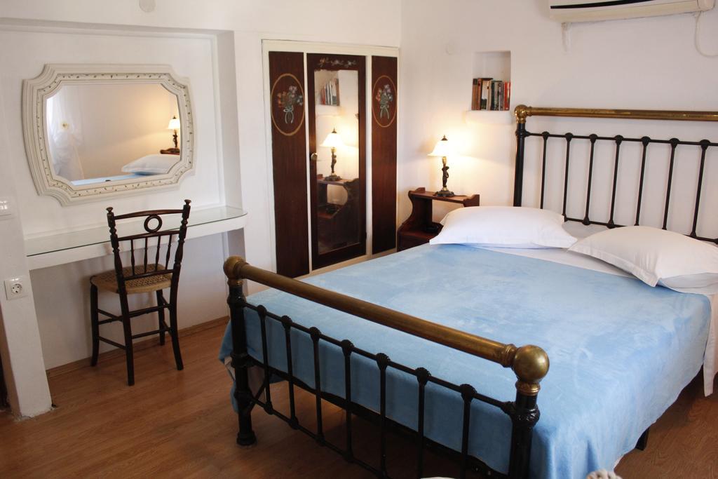Holiday home Mantalena Skyros