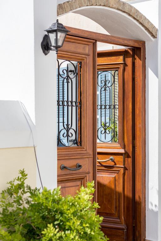 Guest house Niriides