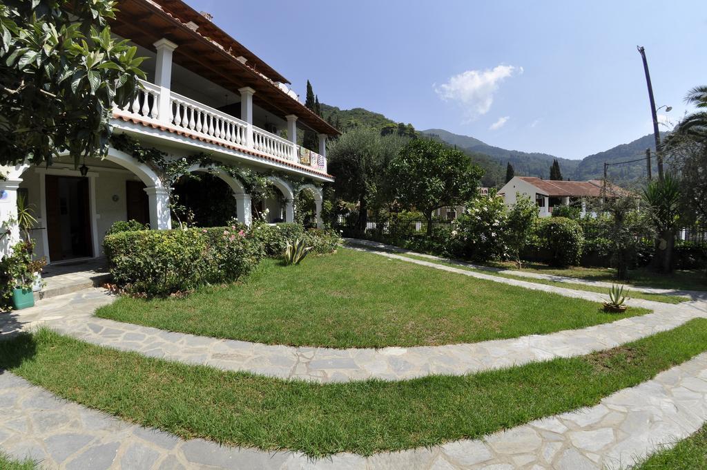 Apartment Alexandros &