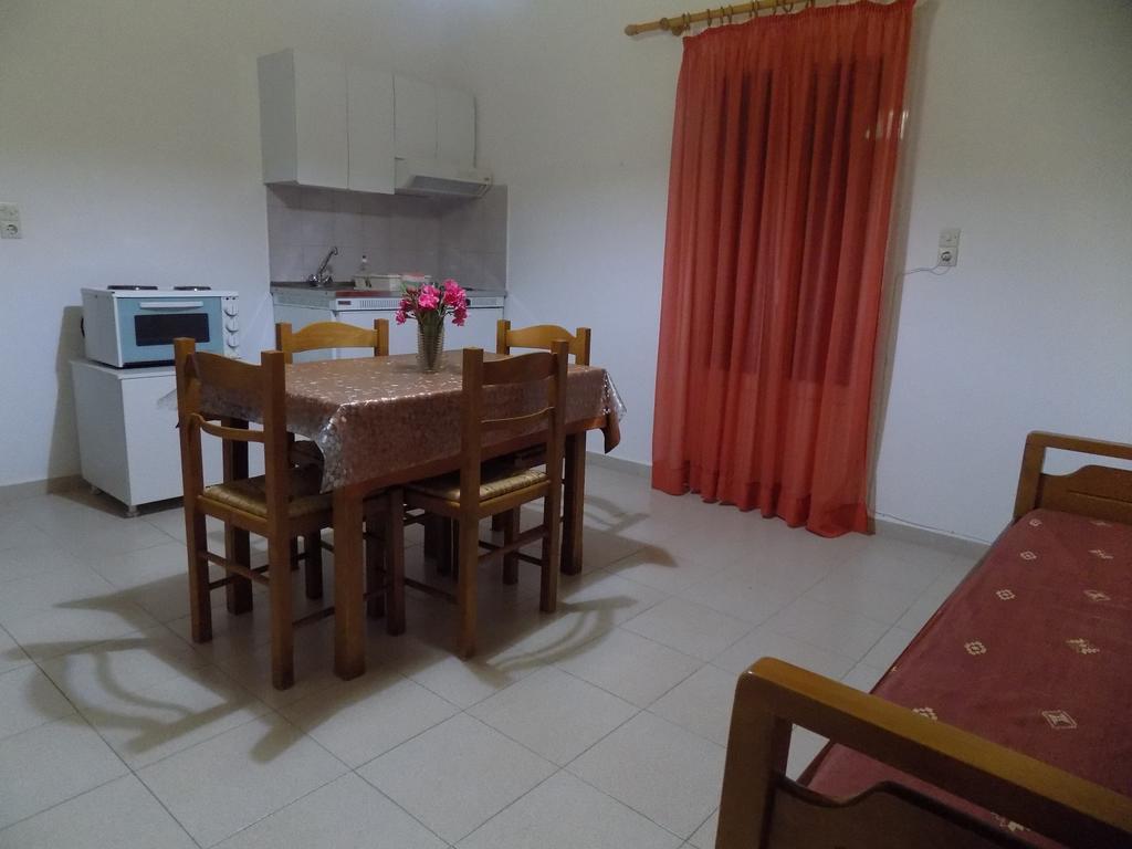 Apartment Armenaki Azolimnos
