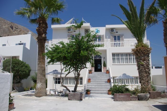 Blue Boutique Kamari (Santorini)
