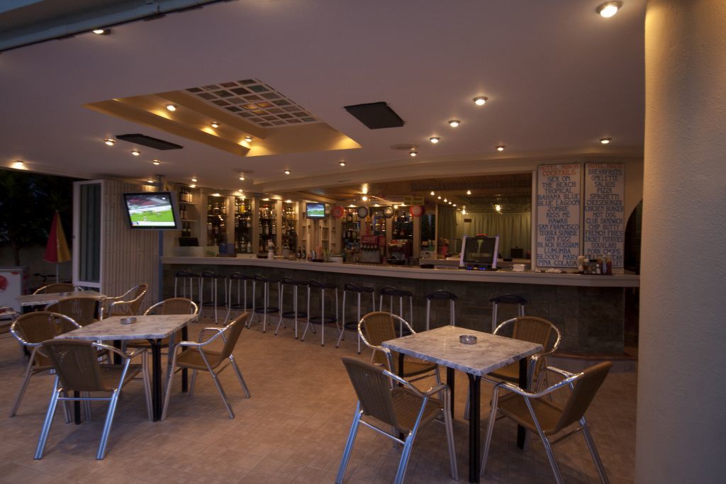 Hotel Nikos Malia (Crete)