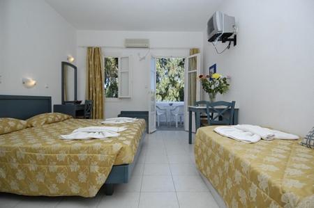 Summer View Hotel 3*