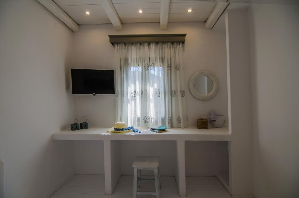 Aparthotel Island House 3*