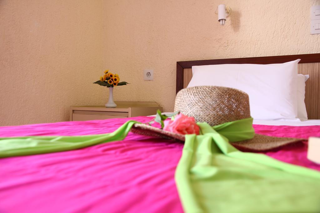 Hotel Triton Malia (Crete)