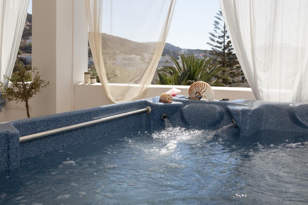 Hotel Francoise 2*