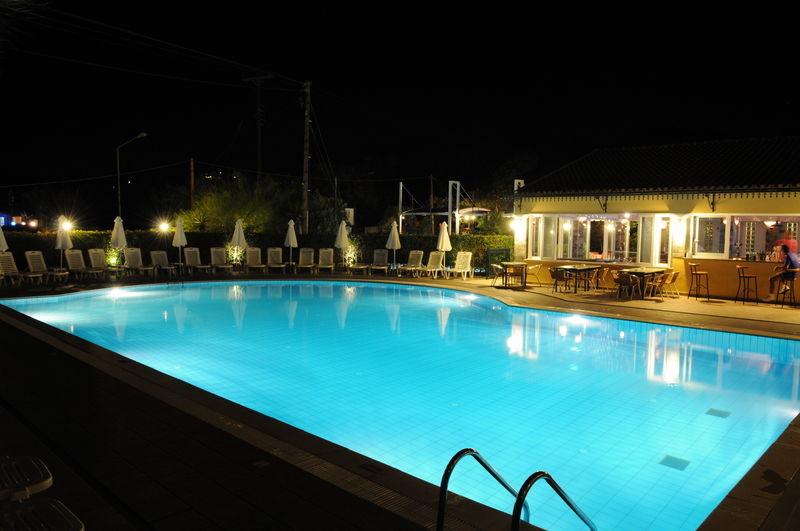 Aparthotel Matoula 3*