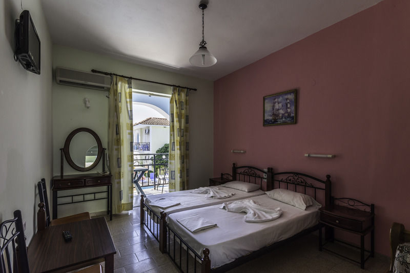 Aparthotel Vossos Laganas