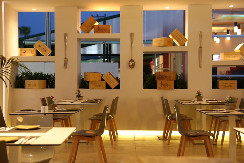 Hotel Meni & 4*
