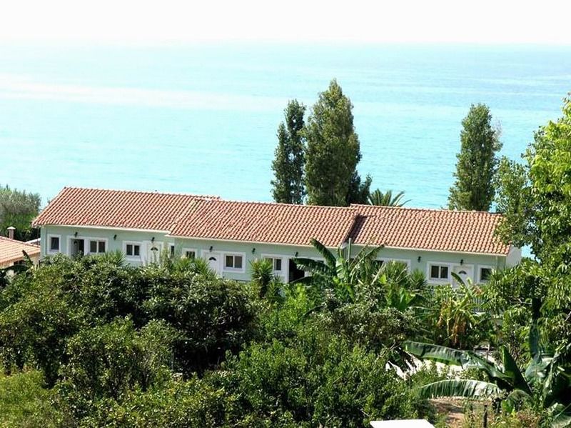 Hotel Stefanos 2*
