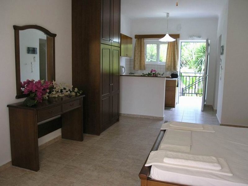 Hotel Stefanos 2*
