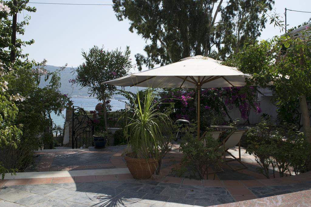 Apartment Roditses Beach Sea Front Samos Town